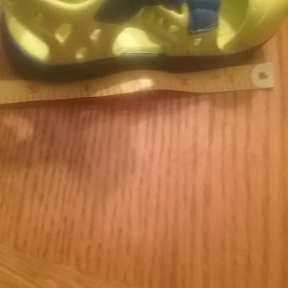 NWT Stride Rite PLAY SHOES - Picture 7 of 8